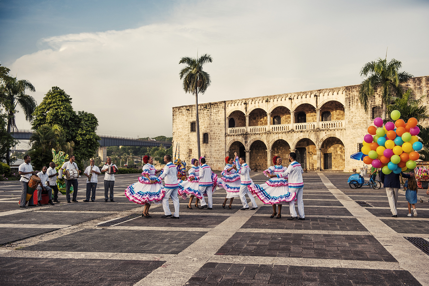 Santo Domingo City Tour from all Punta cana hotels.